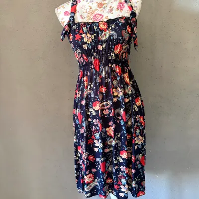 Petite robe fleurie taille S